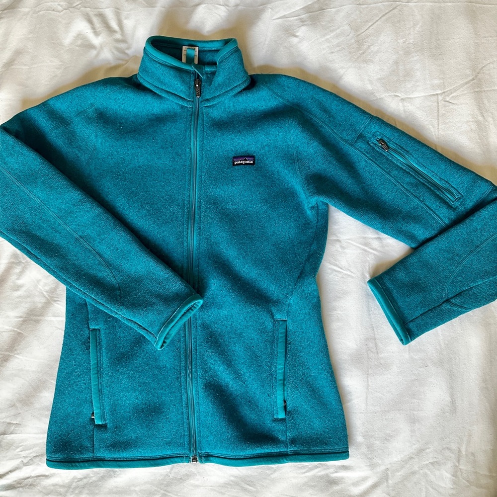 Patagonia women’s zip up & Patagonia leggings